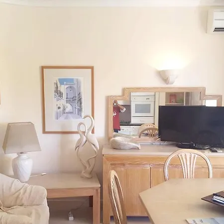 Appartement With One Bedroom In With Wonderful Sea View Shared Pool And Enclosed Garden 4 Km From The Beach Alvor