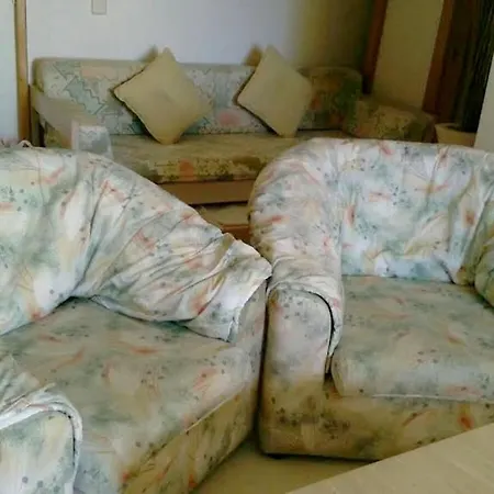 With One Bedroom In With Wonderful Sea View Shared Pool And Enclosed Garden 4 Km From The Beach * Alvor
