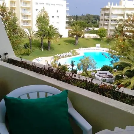 With One Bedroom In With Wonderful Sea View Shared Pool And Enclosed Garden 4 Km From The Beach Appartement Alvor
